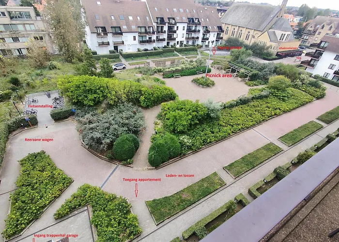 Recent vernieuwd appartement met zeezicht en een gratis parkeerplaats