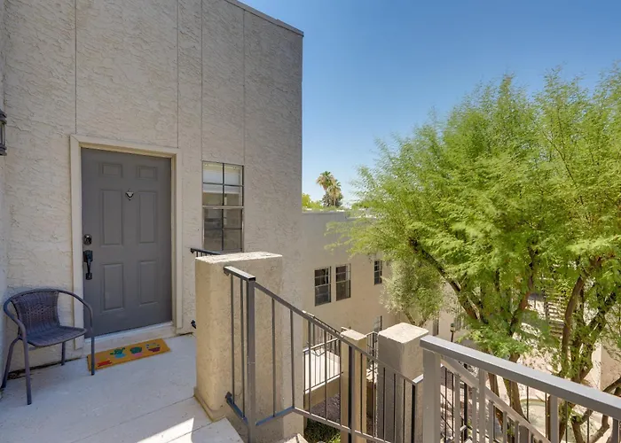 1 Mi To Spring Training! Scottsdale Gem W/ Balcony