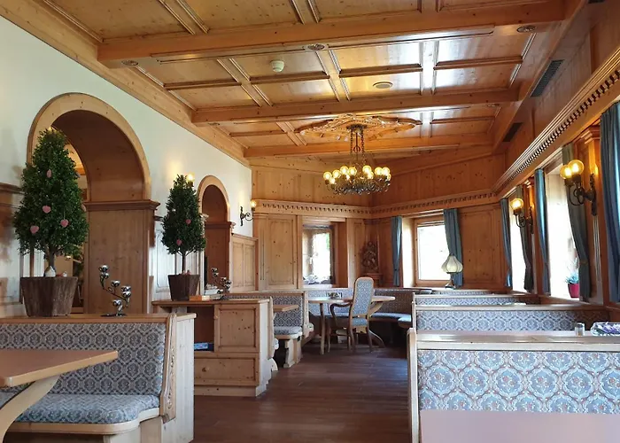  Edelweiß Garni - B&B