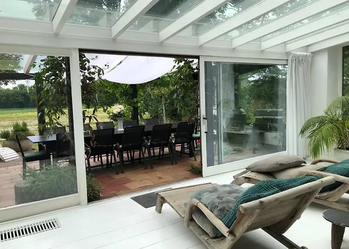 Landhuis het Woud. max. 11 pers. with private pool