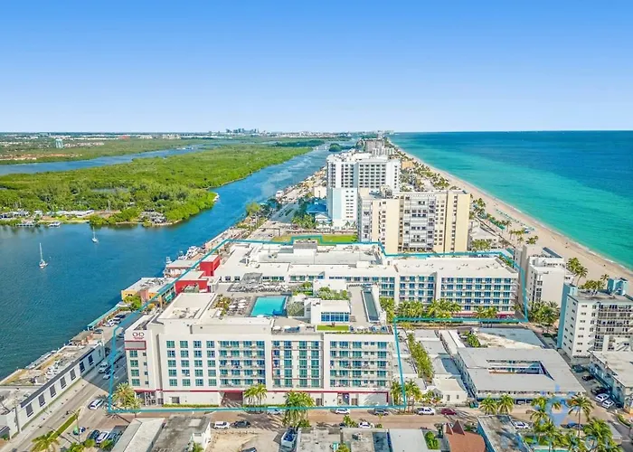 Hollywood Beach - Front Bay View - Amazing Pool