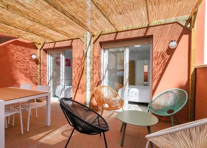 Citadel Oliva 4P Roses, Beach & Centre, Private Parking, Terrace