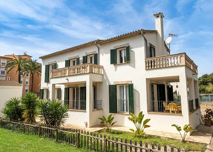 Houm Villa Samil