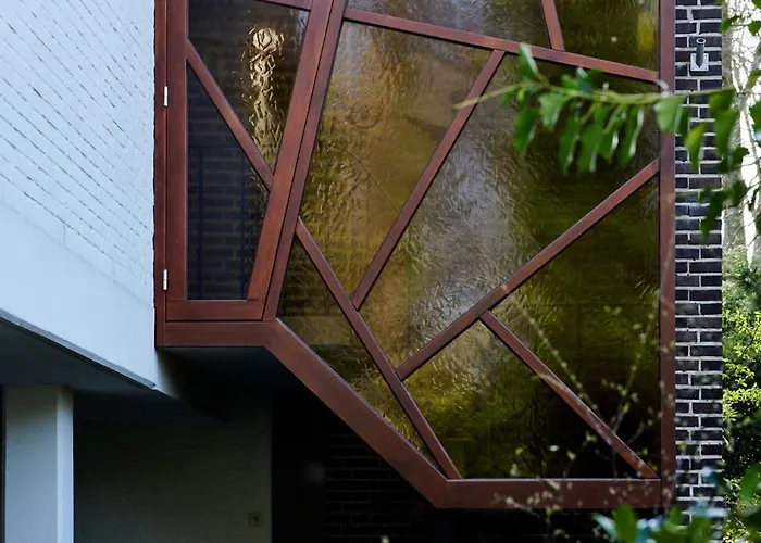 Bungalowvilla Robin Hill, met bostuin&design interieur