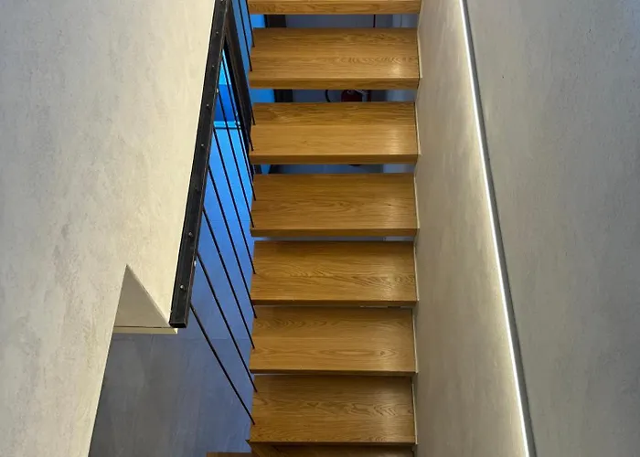Tuvo Houses