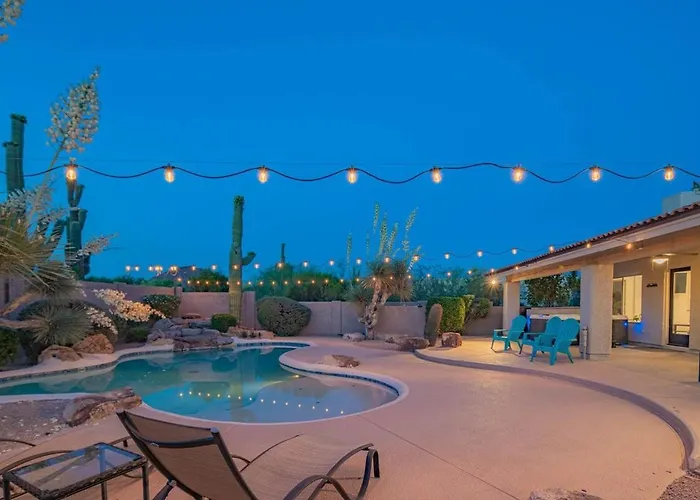 Sunny Scottsdale Oasis With Pool