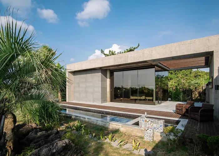 Ceylon Jeju Pool Villa