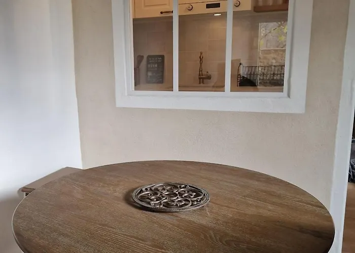 Le Cerisier Au Coeur D'Uzes