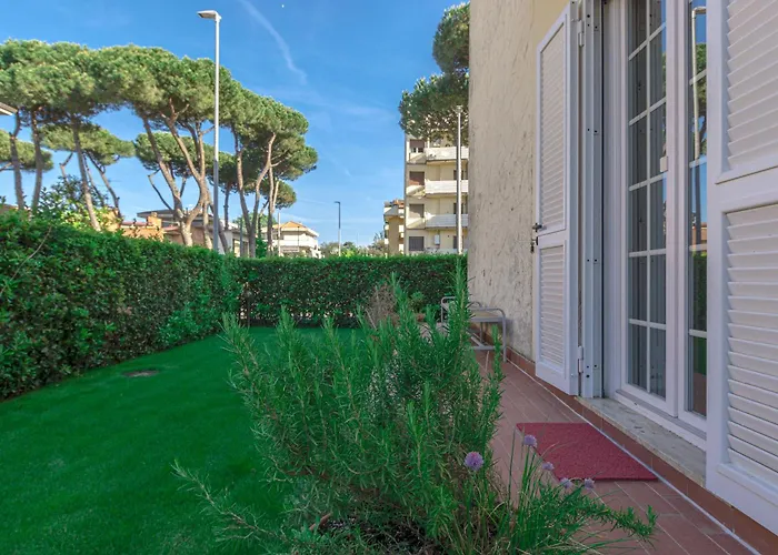 Villa Robin, Elegante E Indipendente Citta Giardino Viareggio