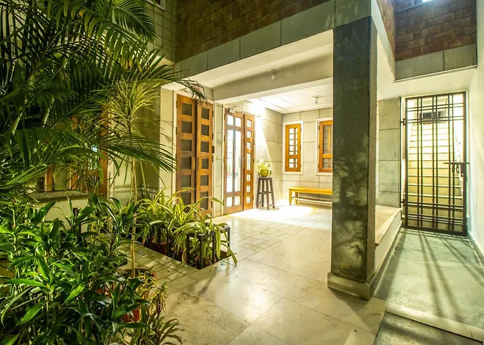 Opulent Antique 6Br Independent Villa In Gurugram