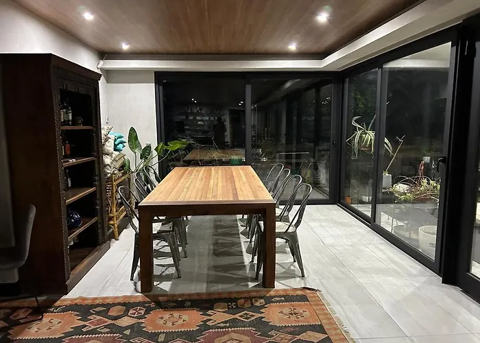 Casa Los Pintores