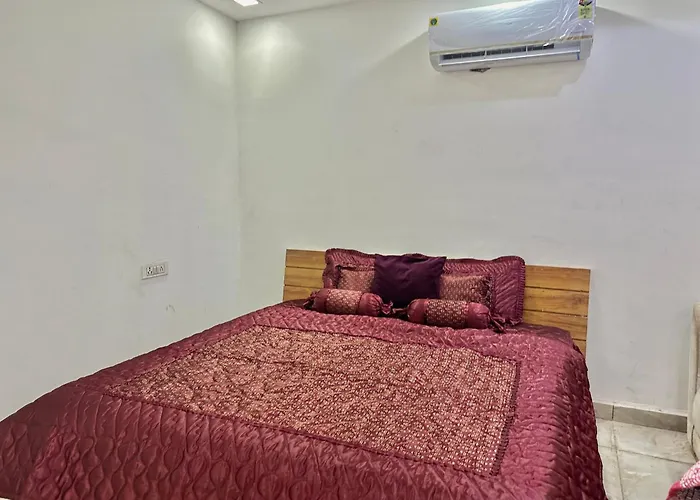 Entire 9 Bhk Villa For Marriages And Parties