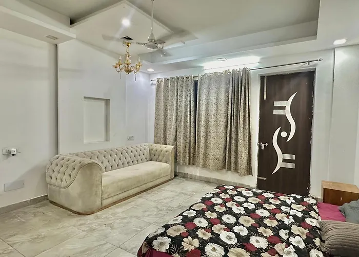Entire 9 Bhk Villa For Marriages And Parties