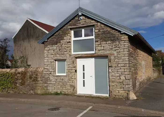 Jolie Maison De Centre-Ville: Le Tournesac