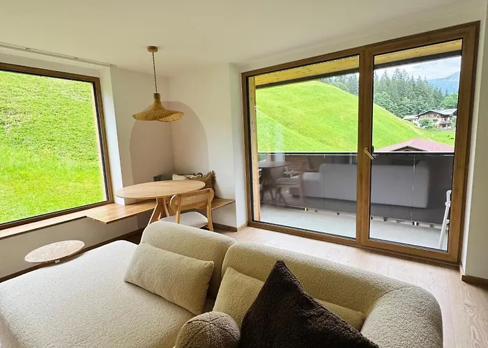 Kwt Lodge