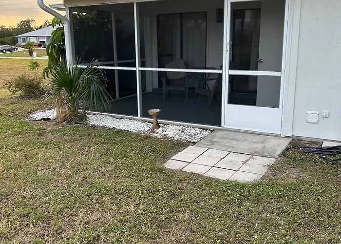 Canalfront Near Beaches Private Home Remodeled