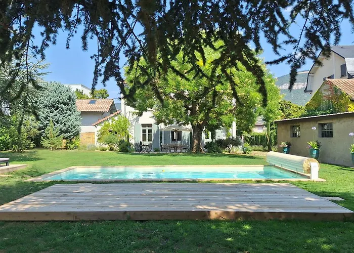 Maison De Famille A Millau
