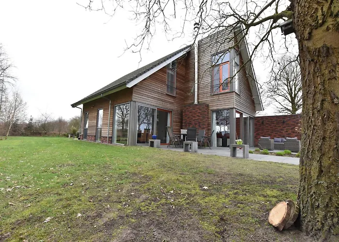 Villa In Luttenberg Near National Park