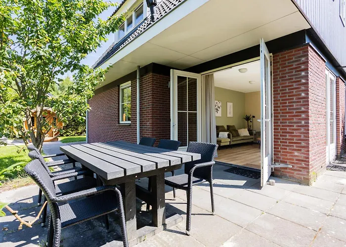 Bosvilla Lariks Met Sauna En Hottub | 6 Personen - Vakantiepark De Kremmer