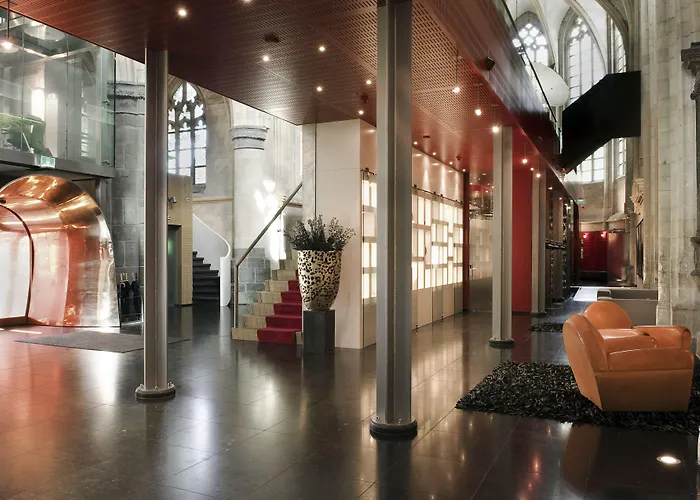  Kruisherenhotel
