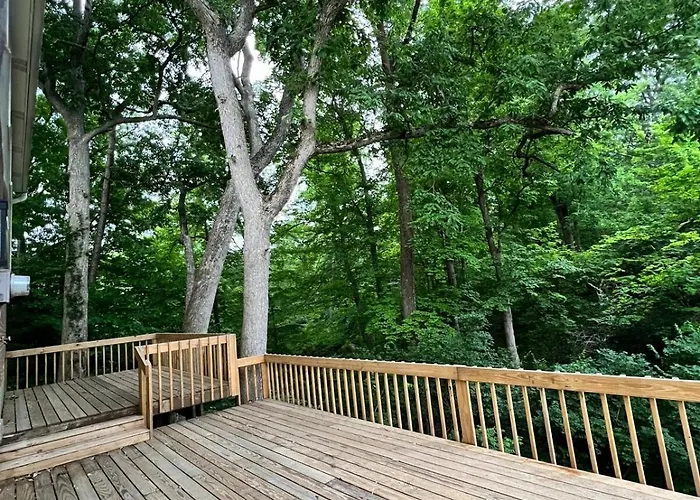 Gorgeous Timberwood 3bedr 3bath with basement 4 beds