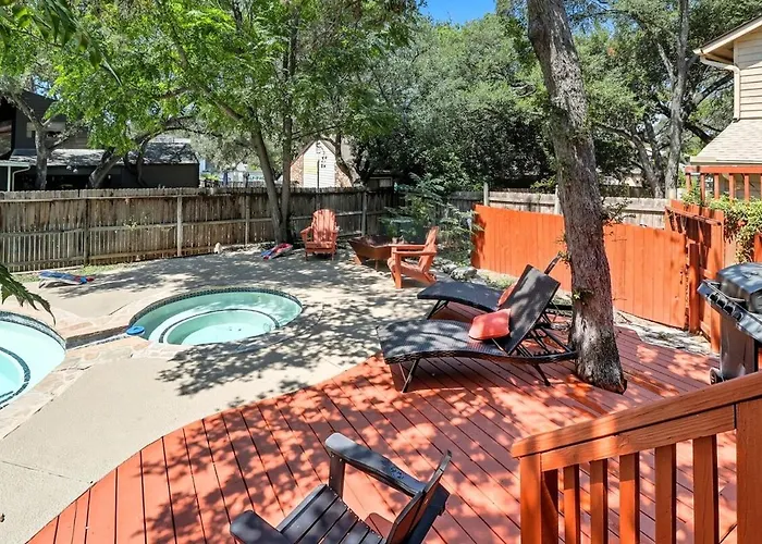 Luxury Vacation House With Private Pool & Jaccuzi Close To Seaworld Alamo And River Walk
