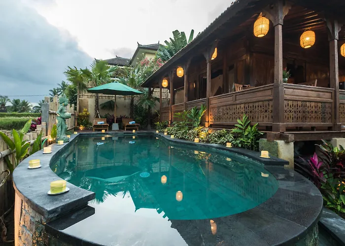  Kawan Antique Ubud