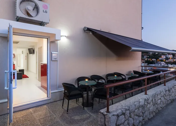 Hostel Free Bird (Adults Only)