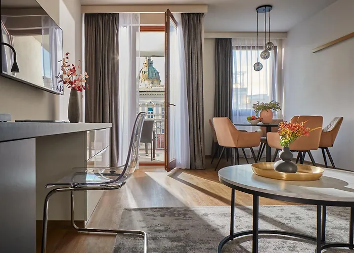 7Seasons Apartments