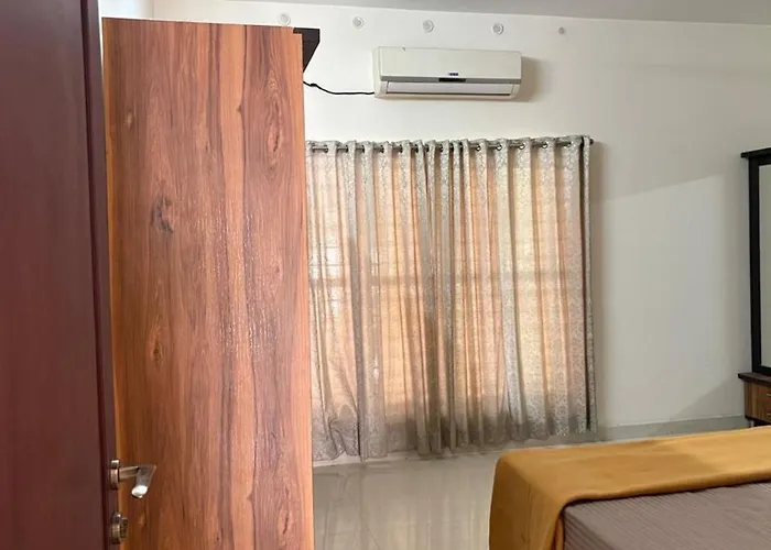 3Bhk Radhas Residence Inn, Near Alappuzha Beach
