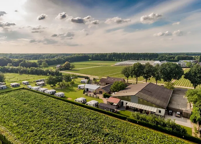 Camping en vakantiewoning 'Ut Tumpke'
