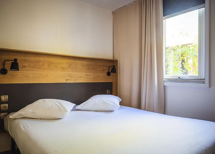 Nova Lodges