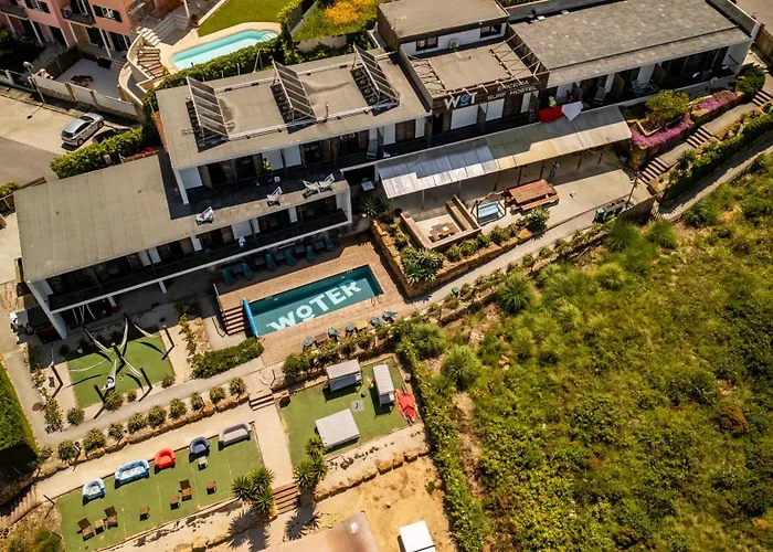 Wot Ericeira Surf Social