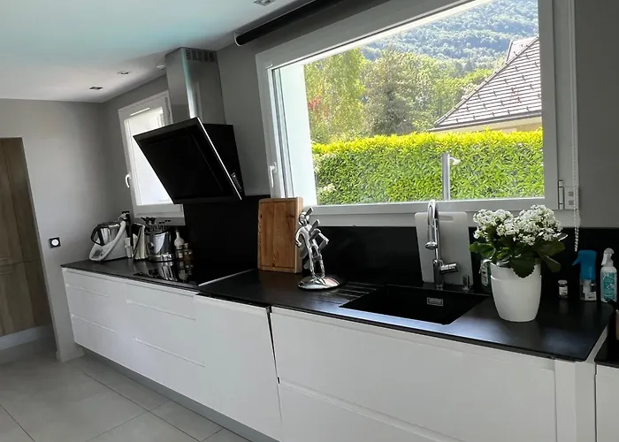 Villa Avec Piscine A 5 Minutes Du Lac