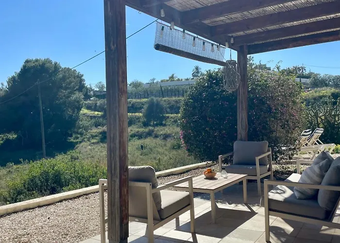 Private House ' Estufa' With A Beautiful View