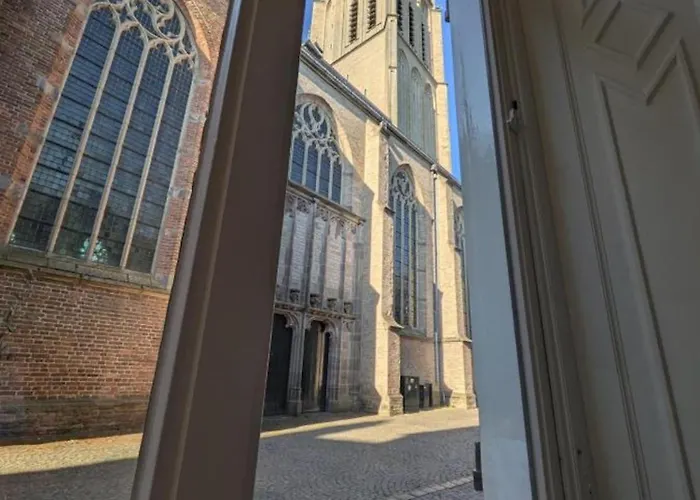 Bij de Kerk