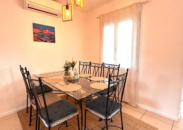 Grand Appartement 3 Chambres, 7 A 9 Personnes, A 300M De La Plage