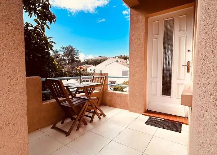 Grand Appartement 3 Chambres, 7 A 9 Personnes, A 300M De La Plage