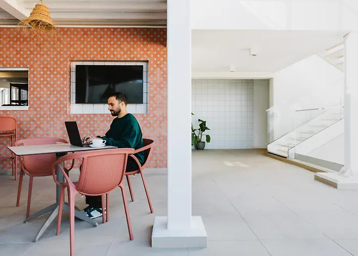 Indigo Albufeira By Ihg (Adults Only)