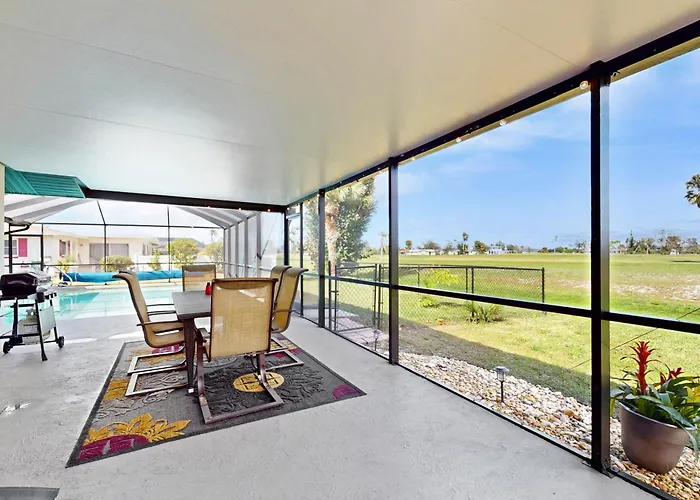 Golf Cart & Heated Pool: Rotonda West Getaway!