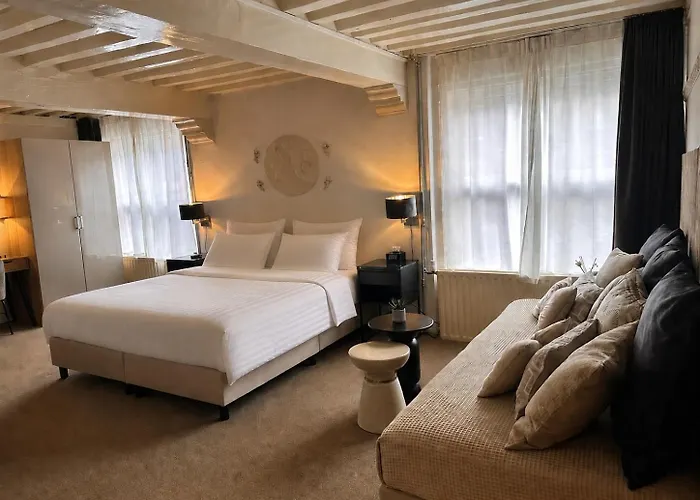 Hotel Grand Canal