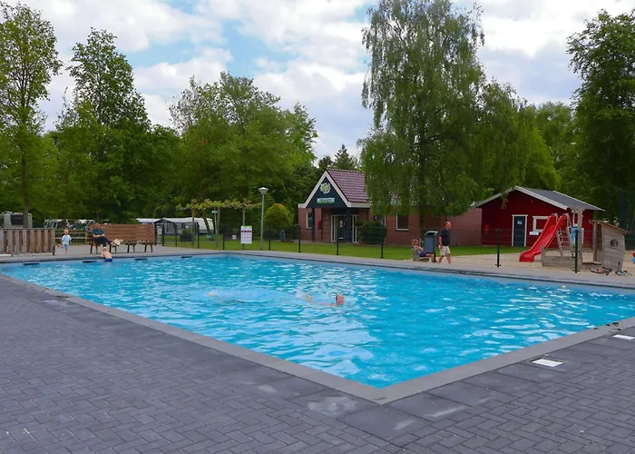 Mini-chalet - Vakantiepark 't Urkerbos