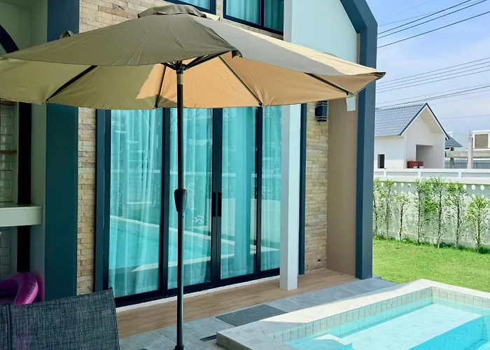 N&C Mountain Pool Villa Huahin