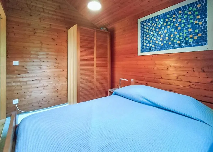2 Bedroom Nice Home In Westende
