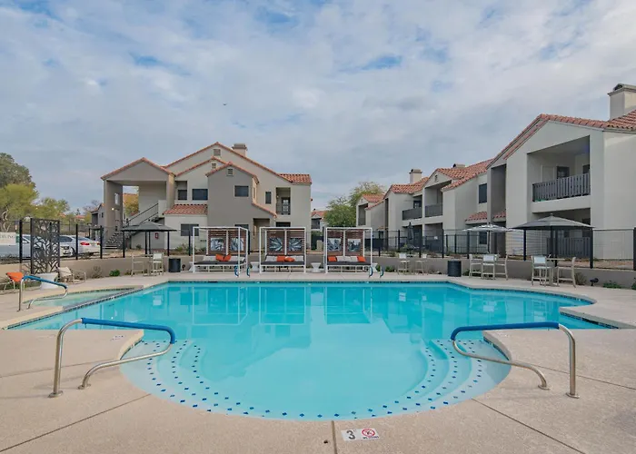 N Scottsdale Oasis Pool Balcony Parking Wd Wifi