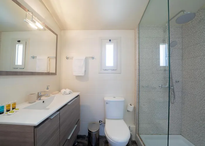 Makris Yialos Apartments