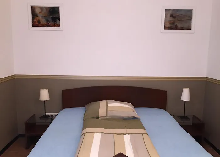 Elvis Guesthouse
