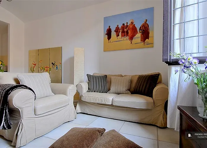 Pearl Suite