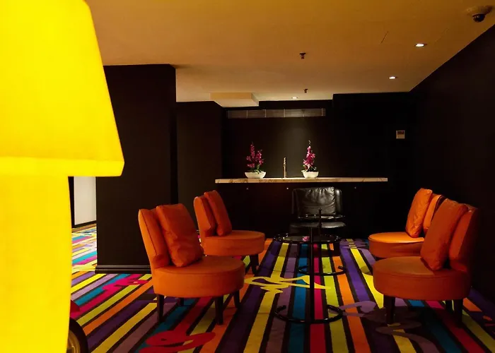 Cambridge Hotel Sydney
